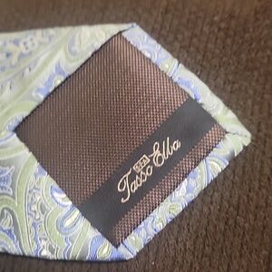 Tasso Elba Paisley 100% Silk Neck Tie in Blue and Green